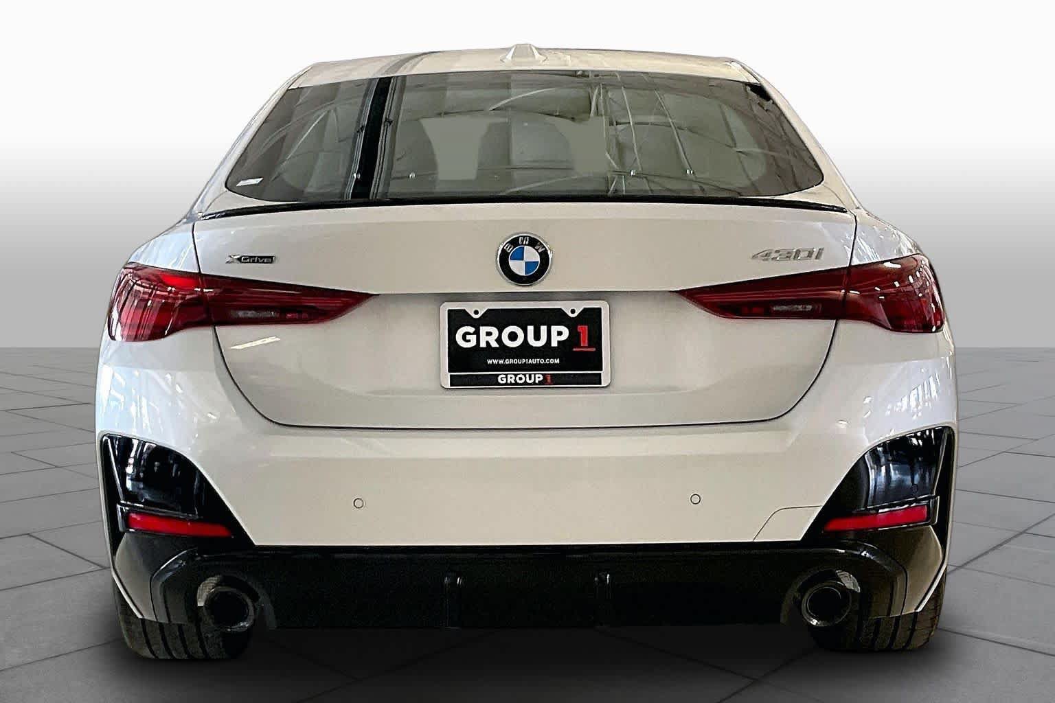 New 2026 BMW 430i xDrive w/ M Sport Package AWD/4WD image 4