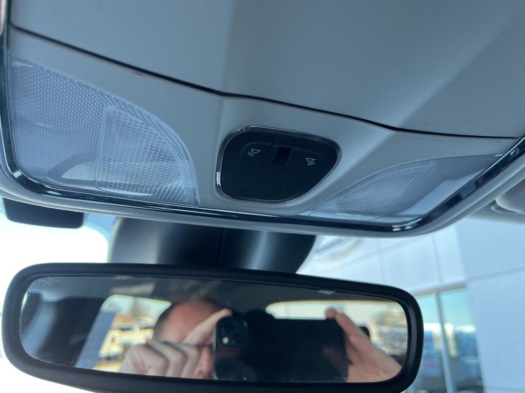 Used 2021 Jeep Cherokee Trailhawk image 20