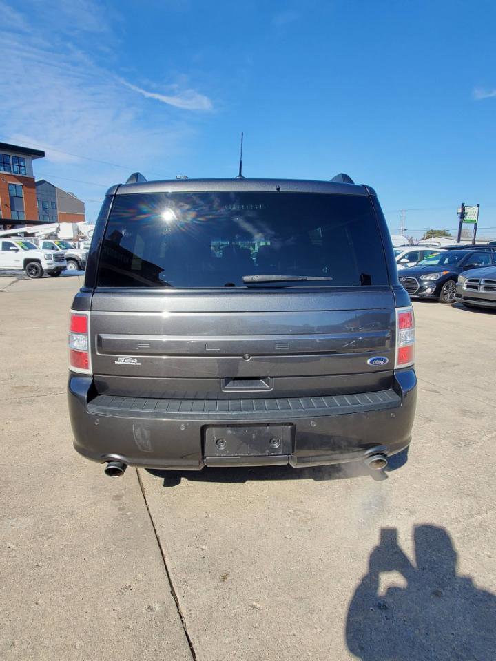 Used 2016 Ford Flex SE image 8