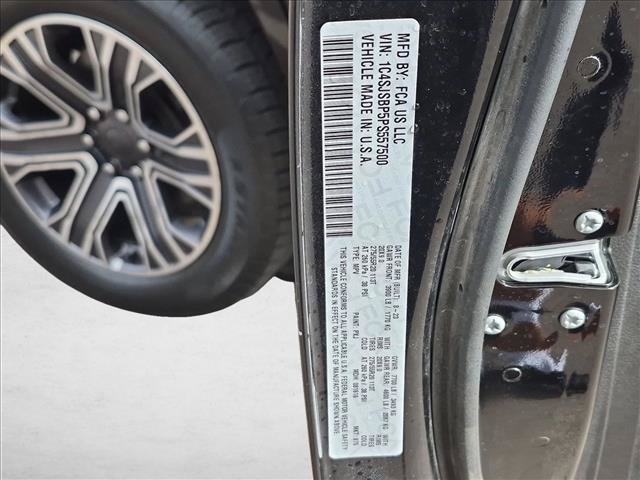 Used 2023 Jeep Wagoneer L Series II AWD/4WD image 26