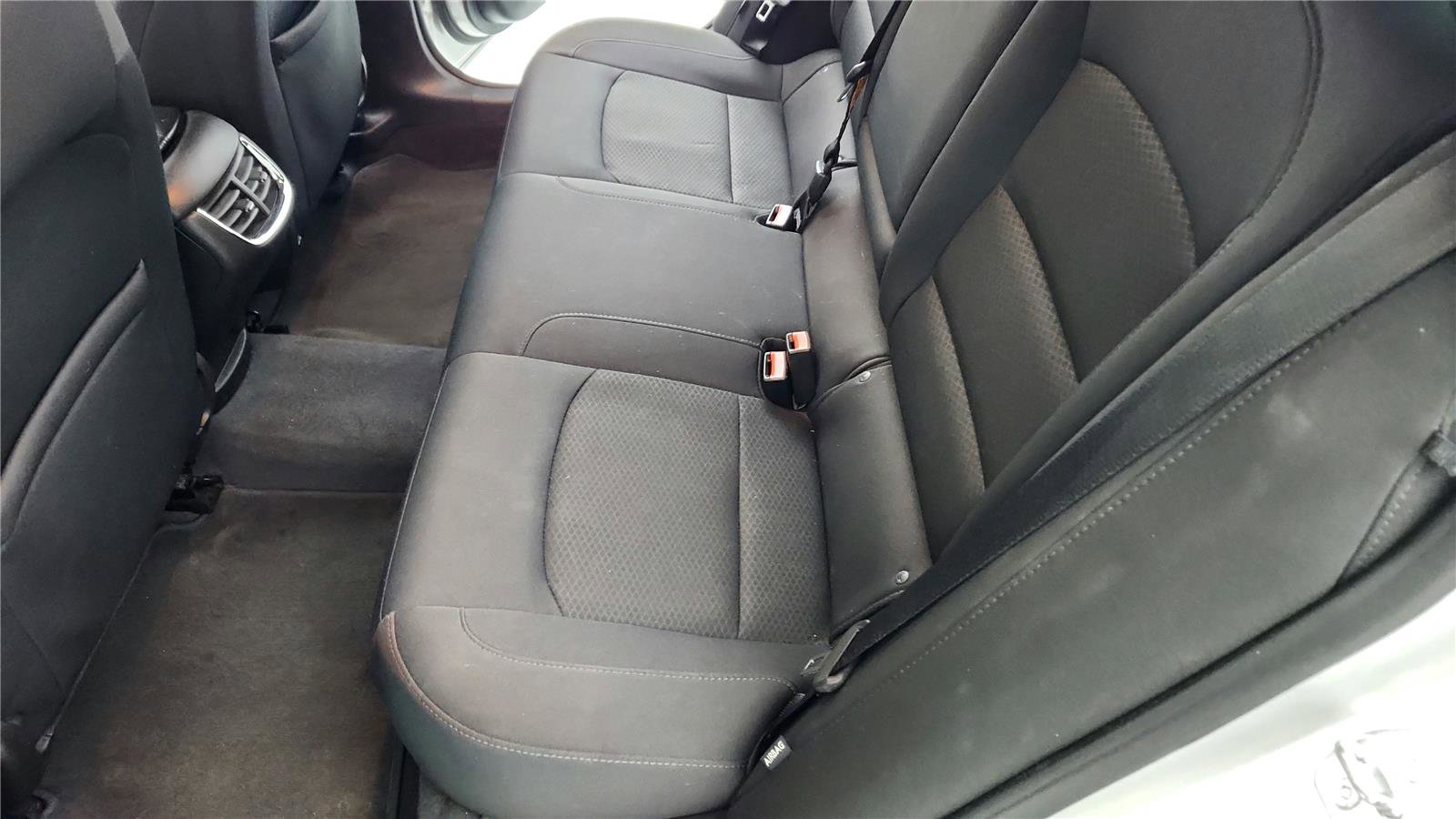 Used 2016 Chevrolet Malibu LT image 26