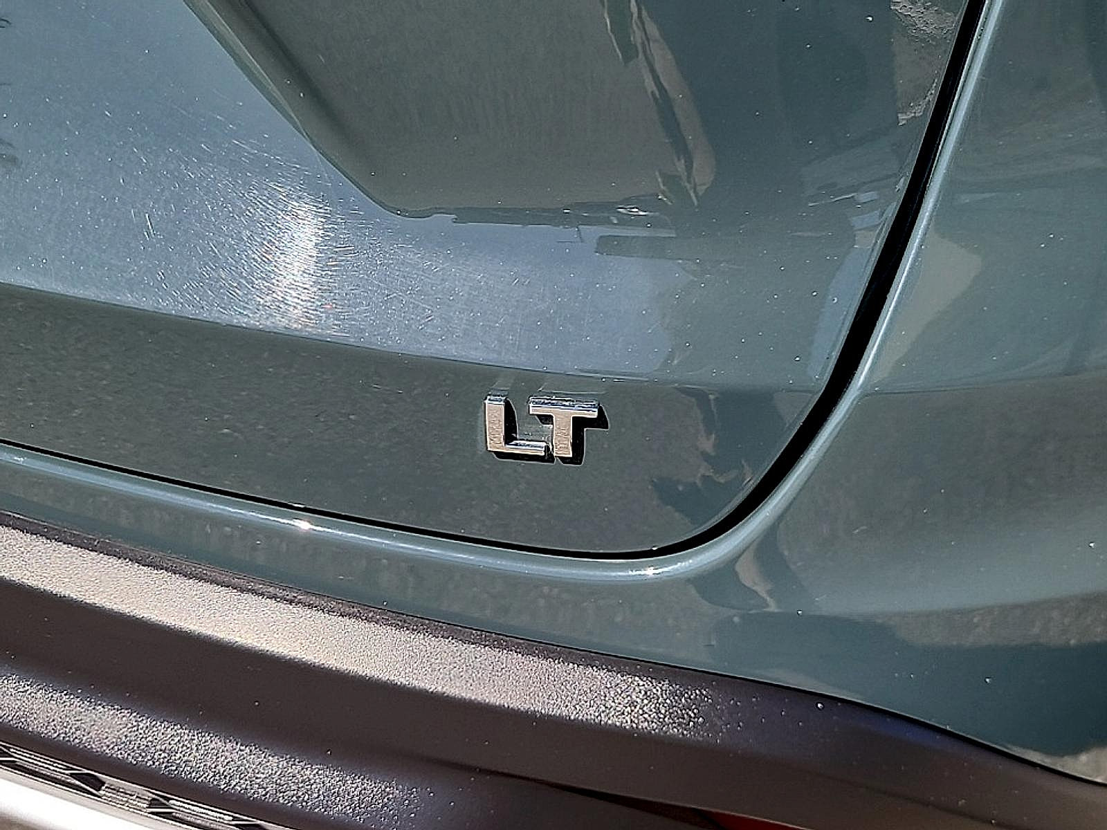 Used 2025 Chevrolet Trax LT FWD image 29