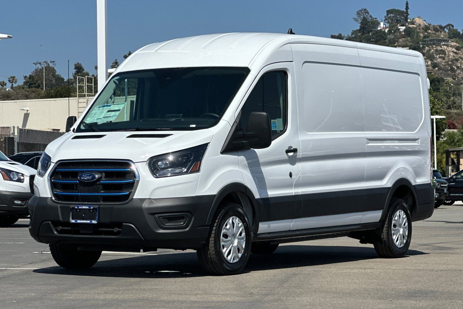 New 2025 Ford E-Transit 148 Medium Roof w/ Load Area Protection Package RWD image 7