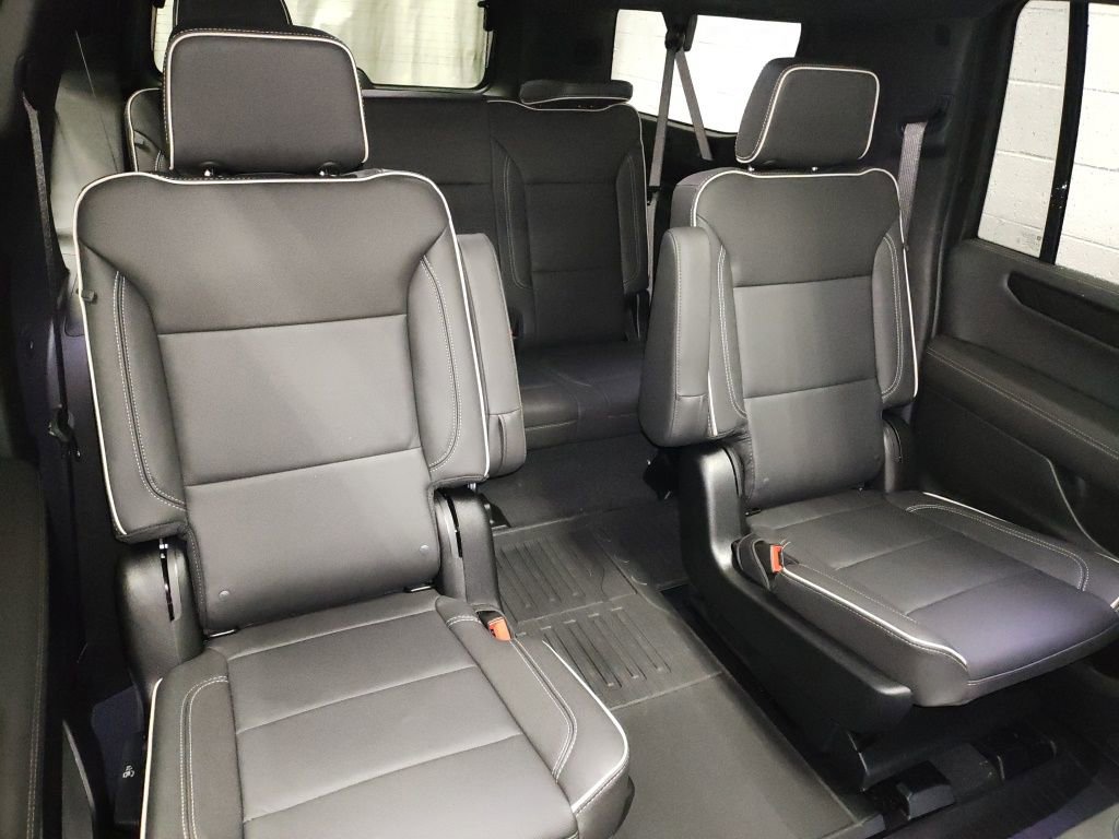 New 2026 GMC Yukon XL Elevation w/ Elevation Premium Package image 11