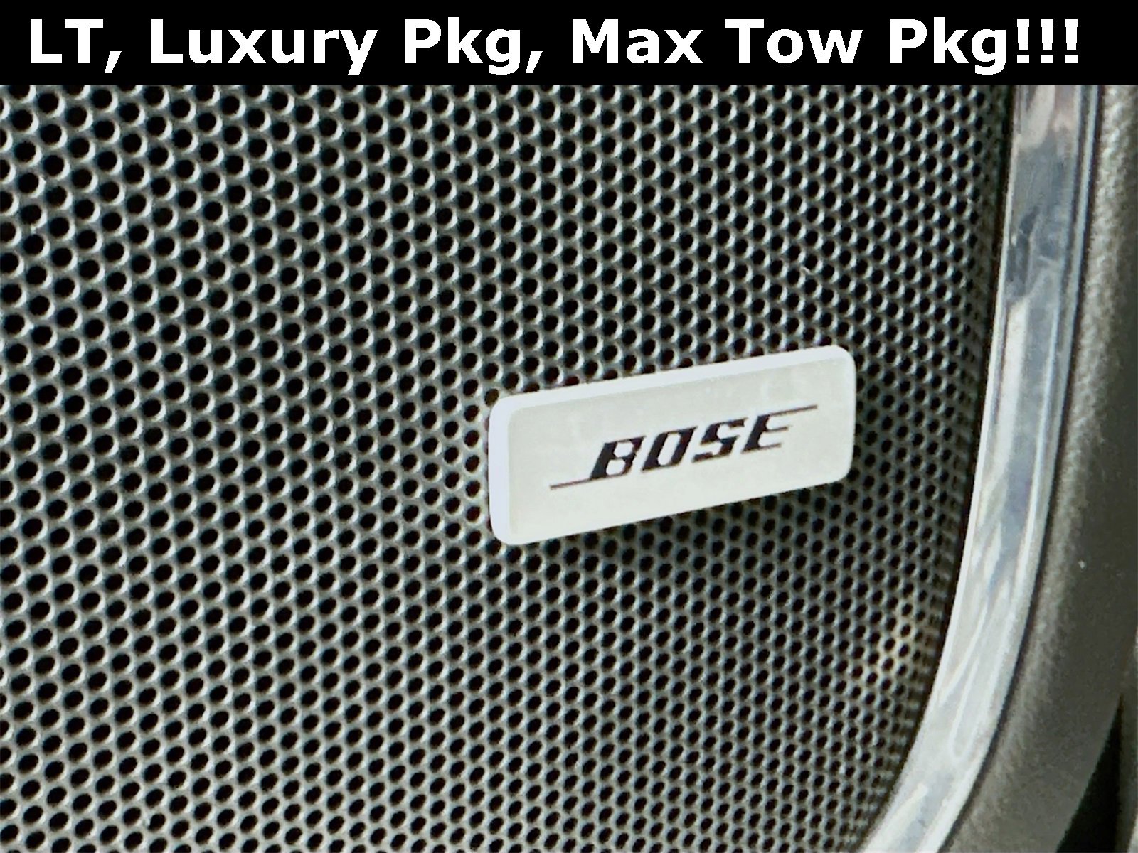 Used 2018 Chevrolet Suburban LT image 20