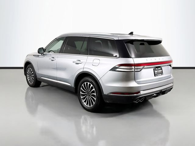 Used 2023 Lincoln Aviator AWD w/ Premium Package image 5
