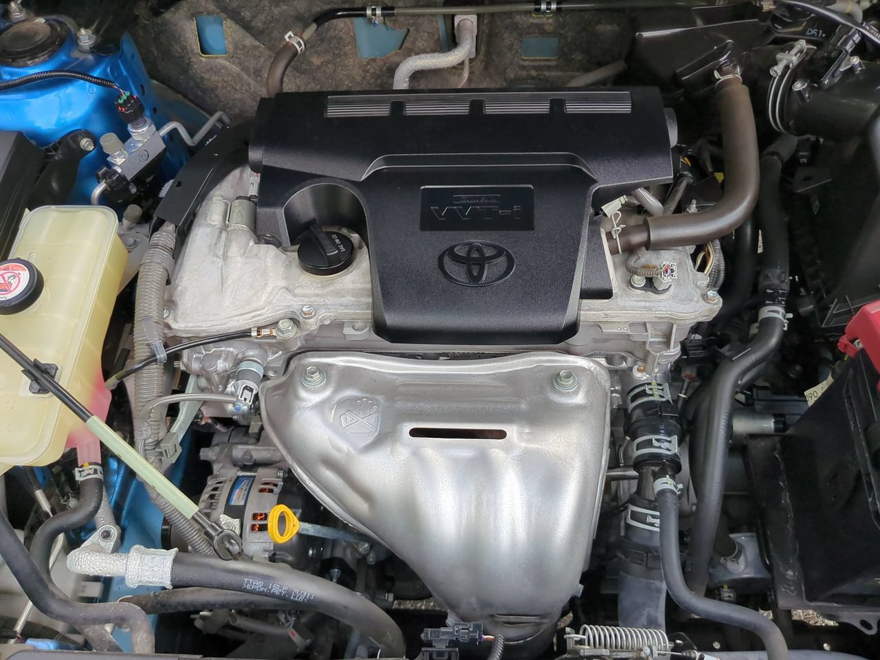 Used 2018 Toyota RAV4 SE w/ Cargo Management Package FWD image 21