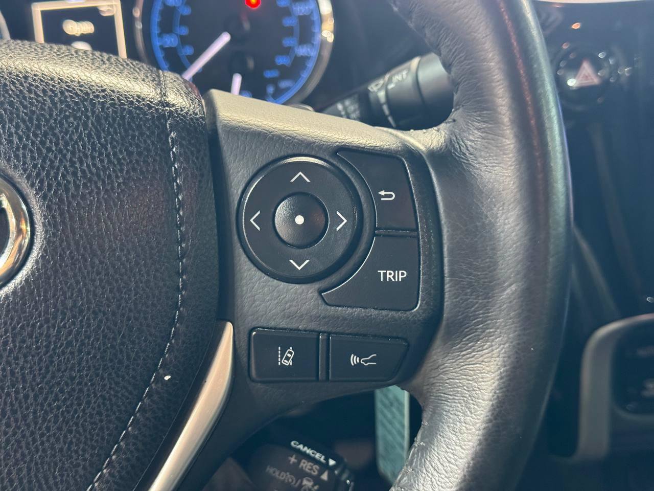 Used 2017 Toyota Corolla SE FWD image 20