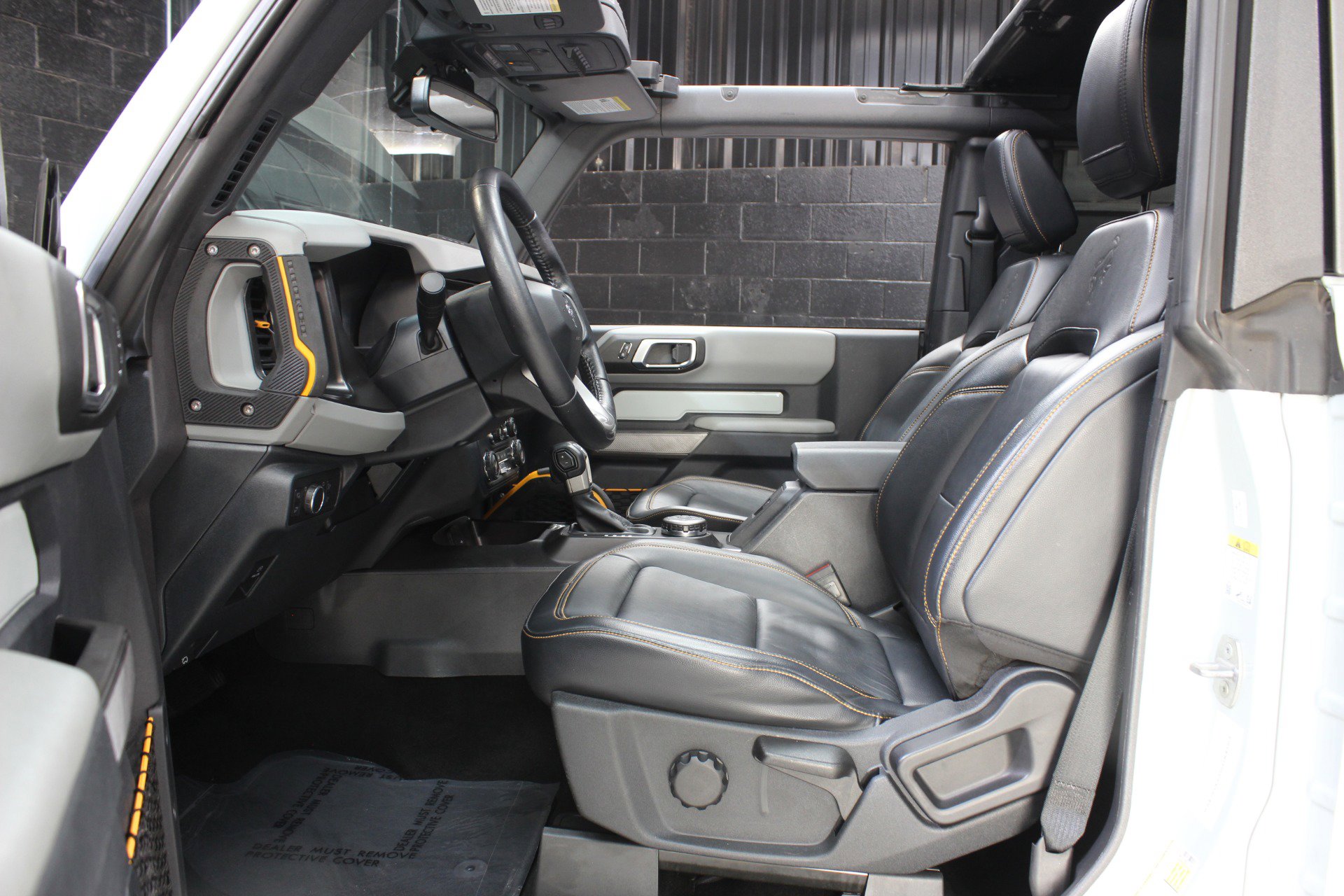 Used 2022 Ford Bronco Badlands image 34