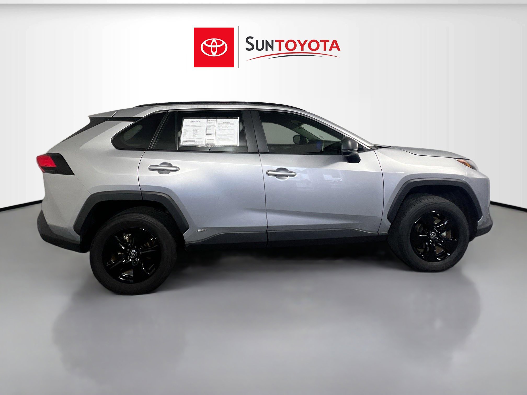 Used 2024 Toyota RAV4 LE image 2