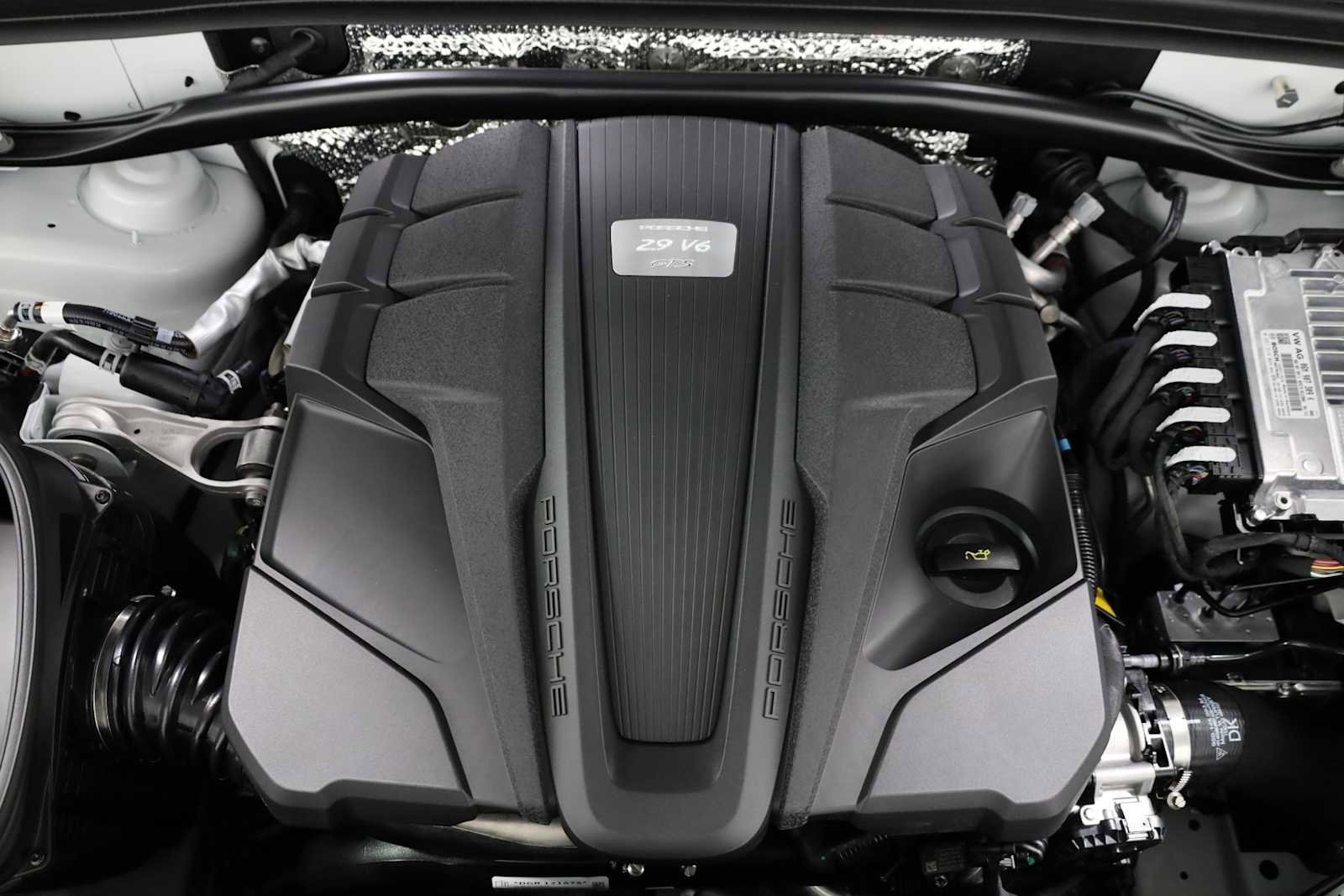 New 2026 Porsche Macan GTS image 49