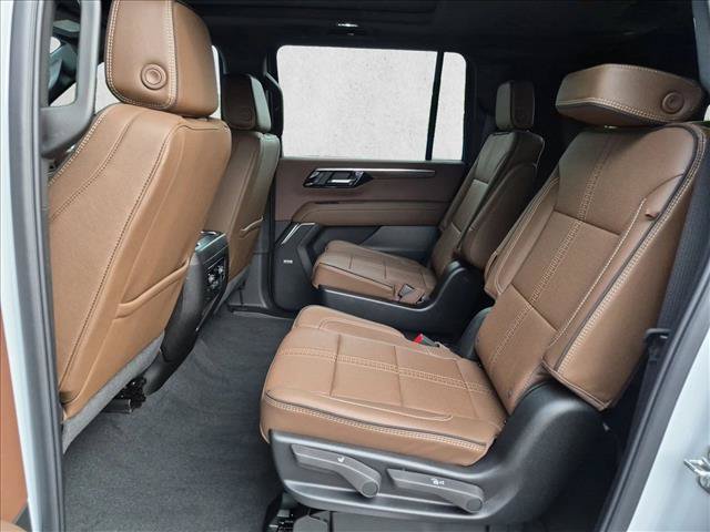 New 2026 Chevrolet Suburban High Country w/ Sun And Tow Package RWD image 16