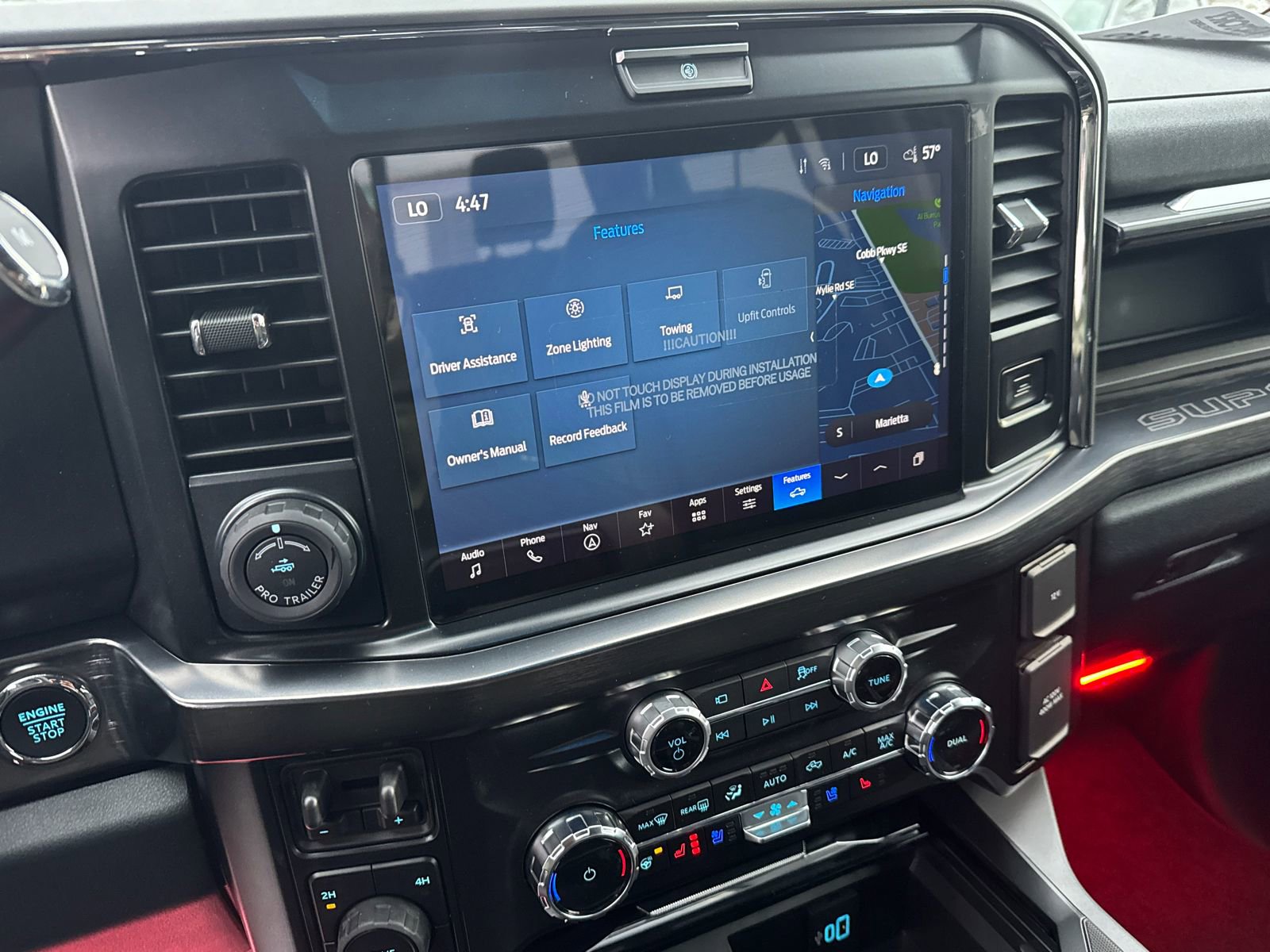 New 2026 Ford F250 Lariat w/ Black Appearance Package image 28