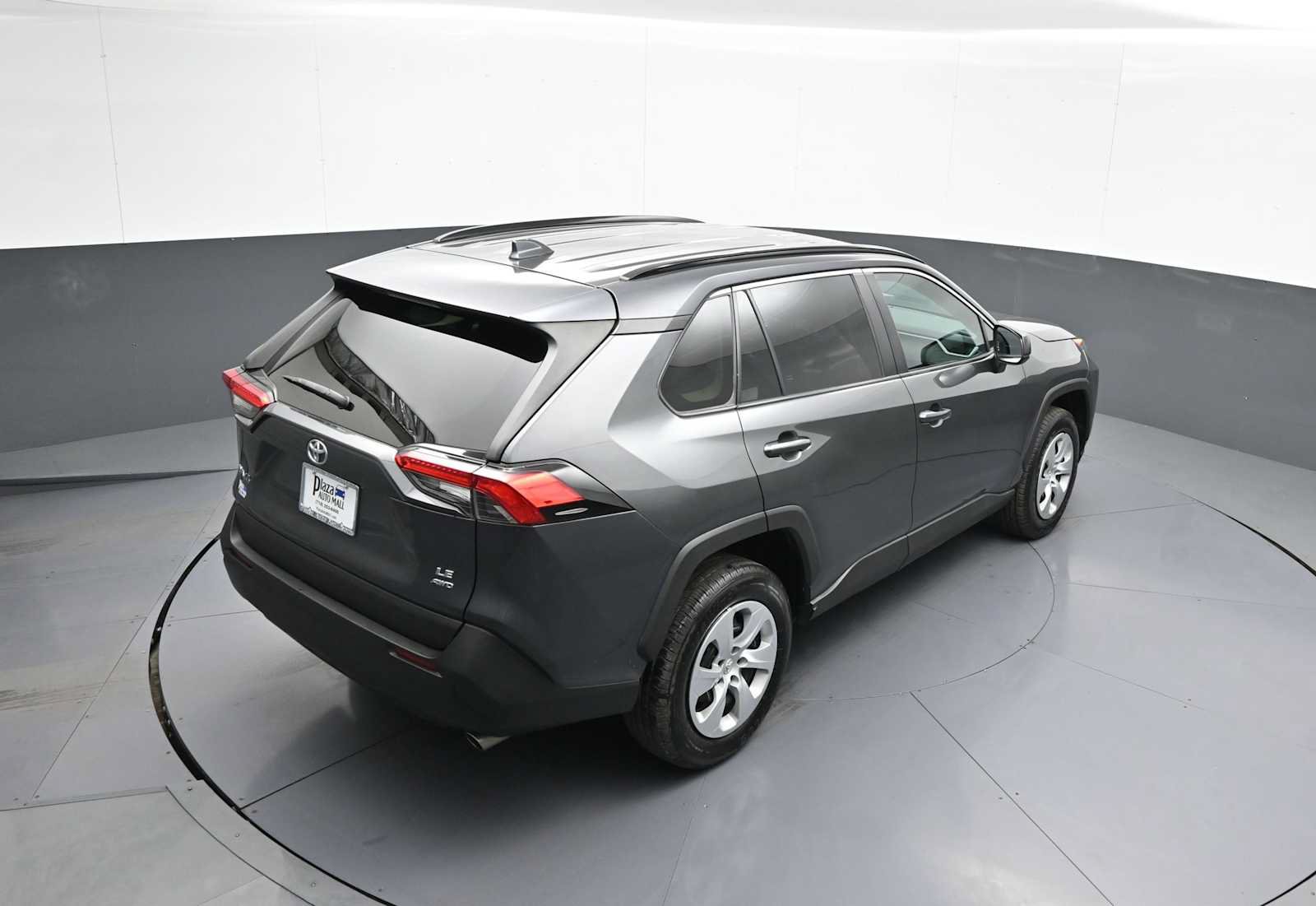 Used 2020 Toyota RAV4 LE w/ All Weather Liner Package AWD/4WD image 37