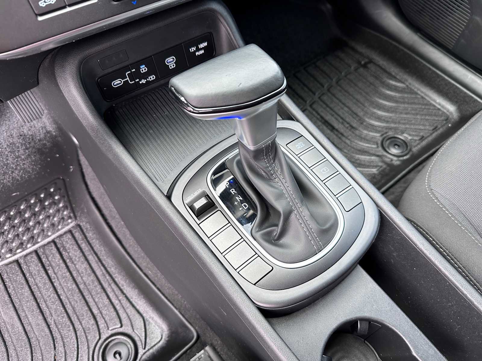 Used 2024 Hyundai Kona SEL FWD image 15