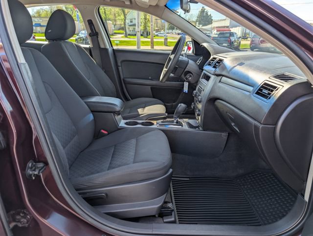 Used 2011 Ford Fusion SE image 12