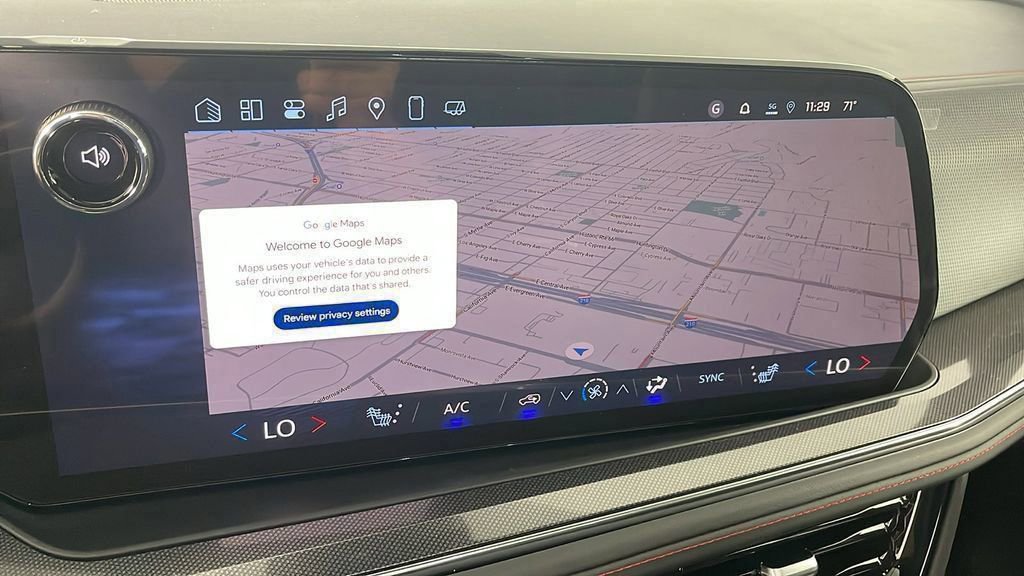 New 2025 Chevrolet Suburban RST w/ Advanced Technology Package image 20