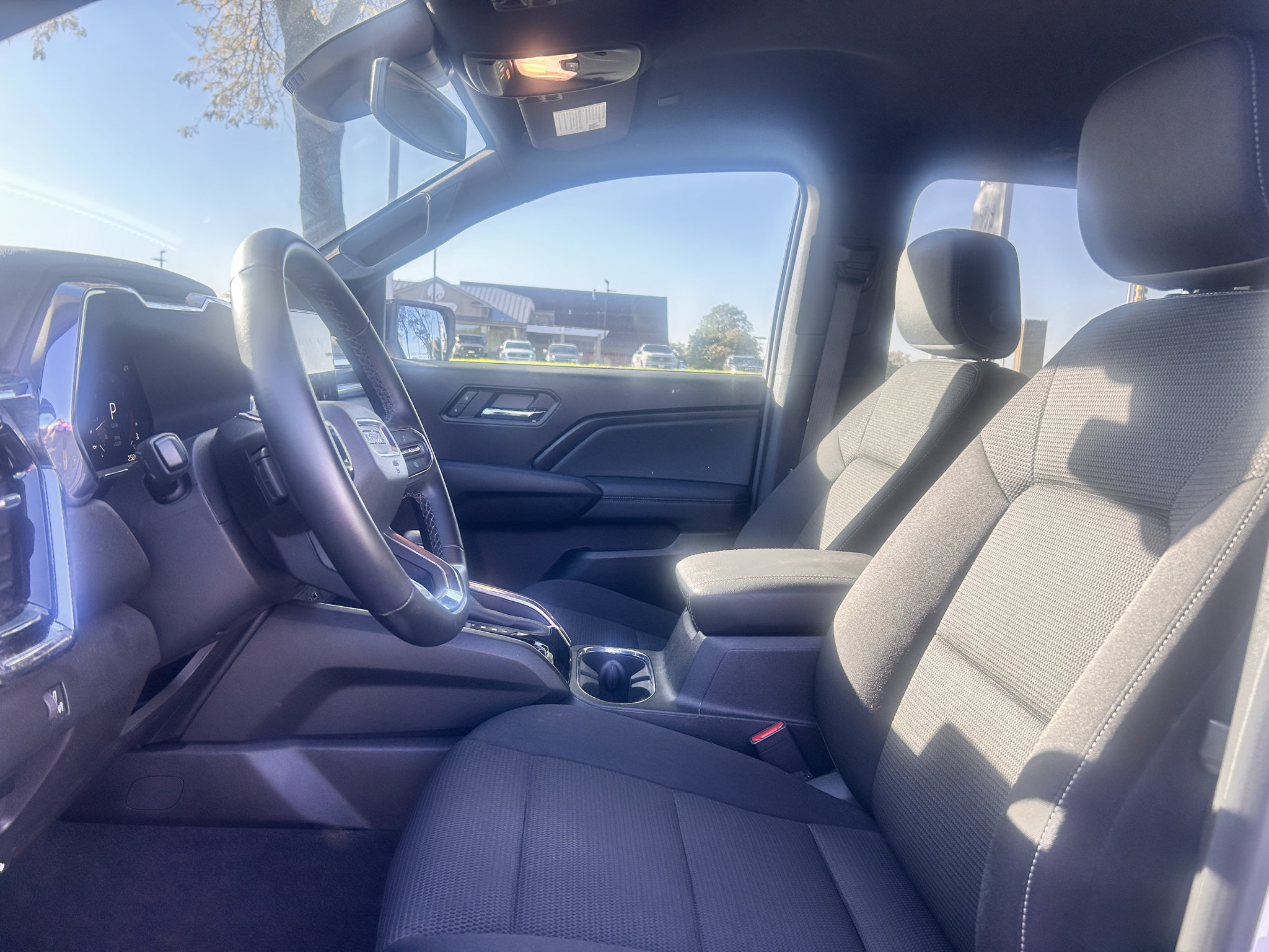 Used 2024 GMC Canyon Elevation w/ Convenience Package RWD image 9