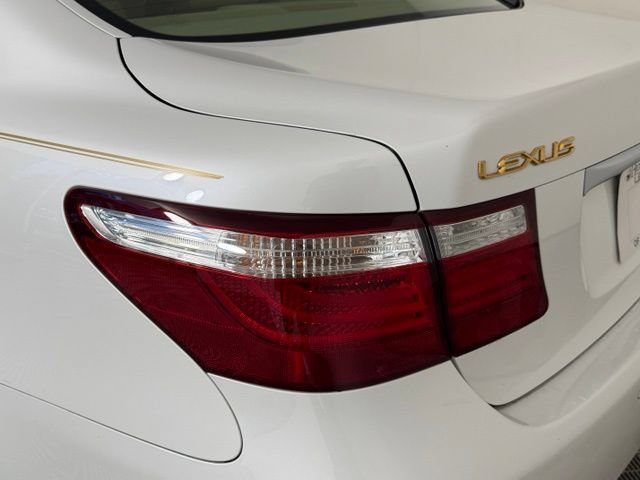 Used 2008 Lexus LS 460 RWD image 18