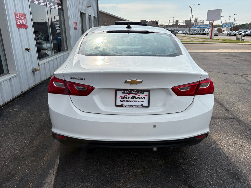 Used 2023 Chevrolet Malibu LS FWD image 4