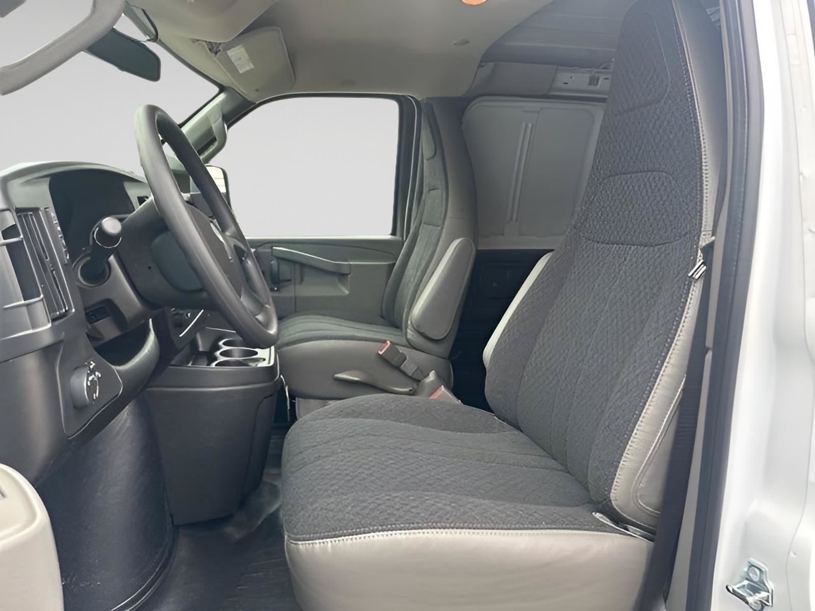 New 2026 Chevrolet Express 2500 Extended w/ Driver Convenience Package RWD image 9