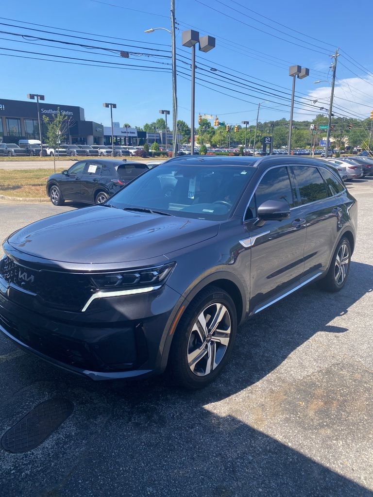 Used 2022 Kia Sorento SX Prestige w/ Panoramic Sunroof Package AWD/4WD image 1