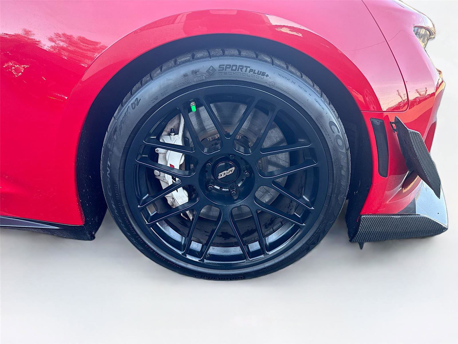 Used 2019 Chevrolet Camaro ZL1 w/ LPO, ZL1 Protection Package image 34