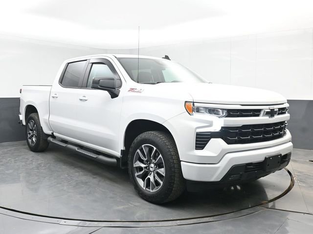 Used 2022 Chevrolet Silverado 1500 RST image 2