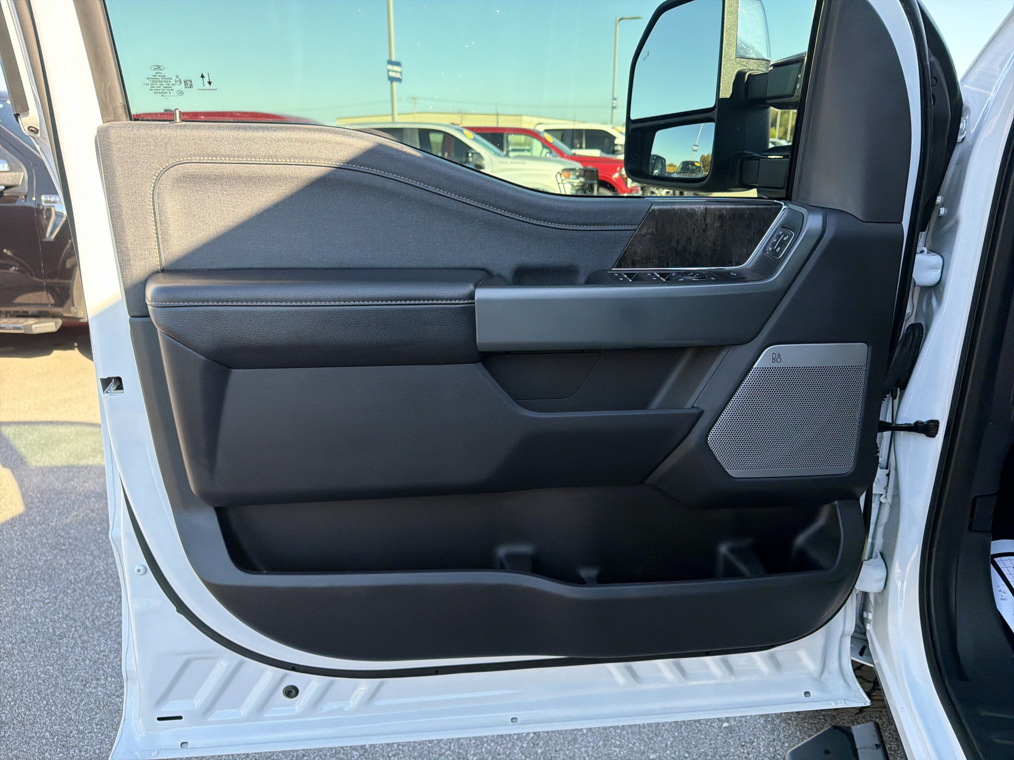 Used 2024 Ford F250 Lariat w/ Chrome Package AWD/4WD image 9