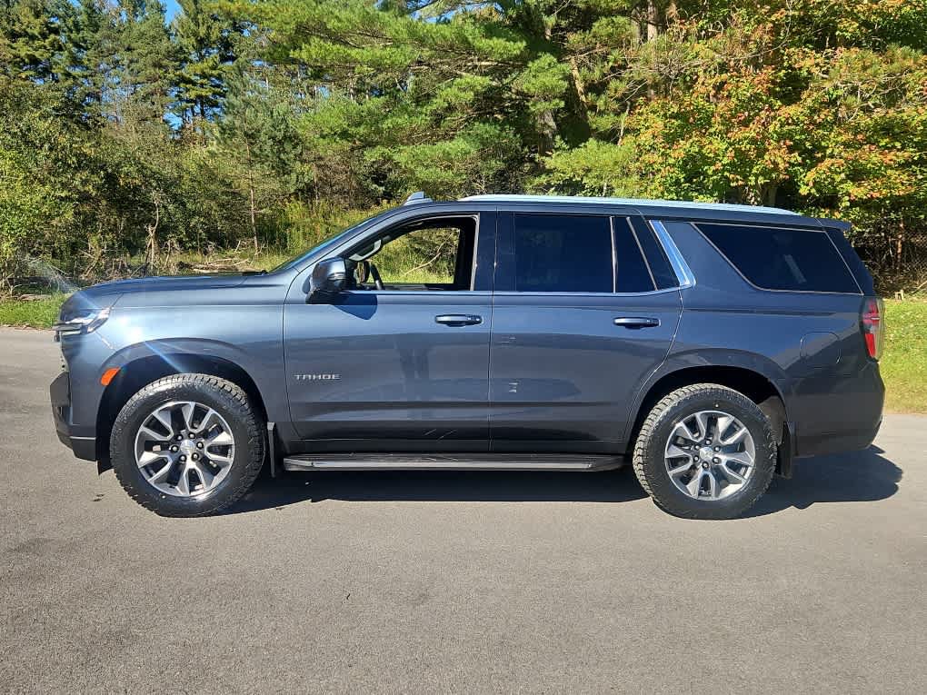 Used 2021 Chevrolet Tahoe LT w/ Luxury Package AWD/4WD image 2