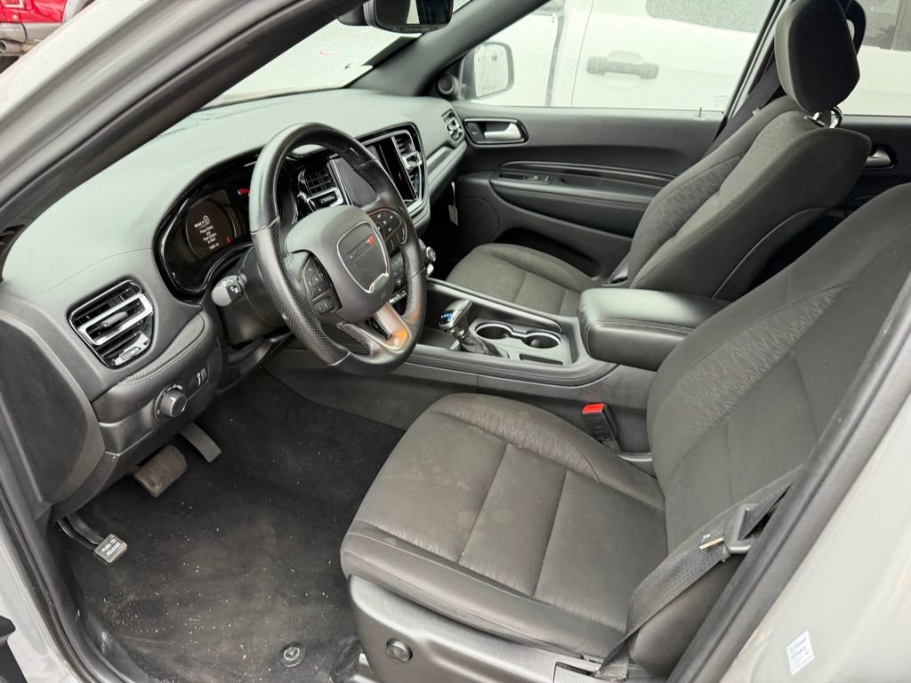 Used 2024 Dodge Durango SXT w/ SXT Blacktop Group RWD image 4