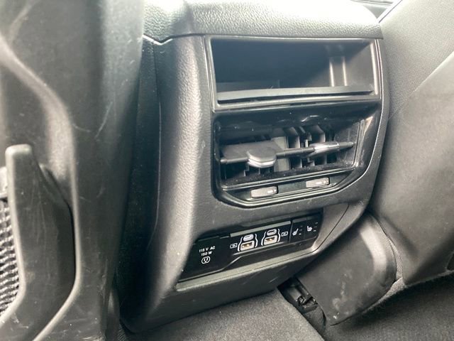 Used 2023 Jeep Grand Cherokee Limited AWD/4WD image 19