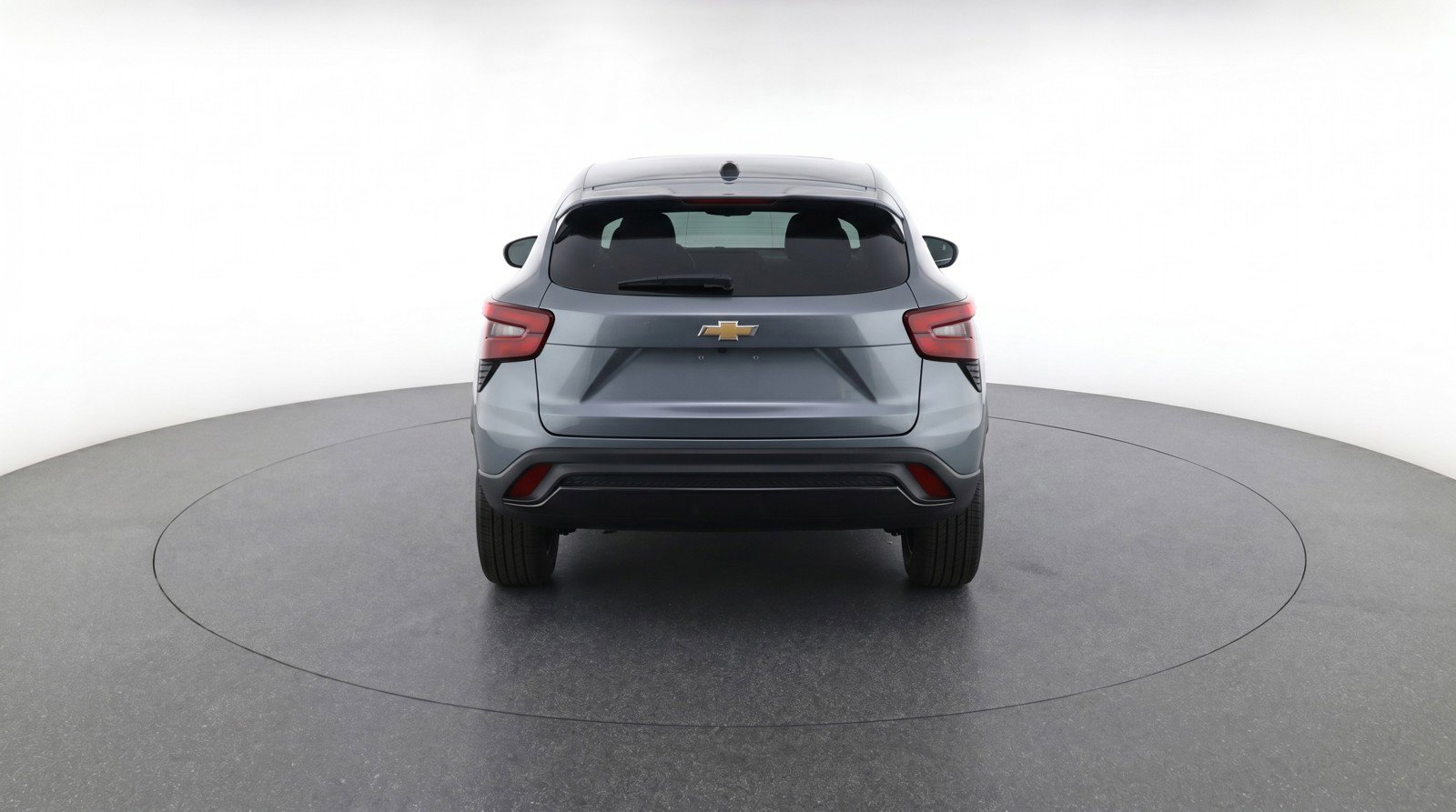 Used 2025 Chevrolet Trax LT FWD image 7