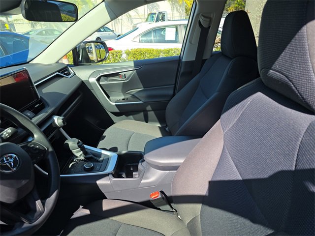 Used 2024 Toyota RAV4 LE image 18