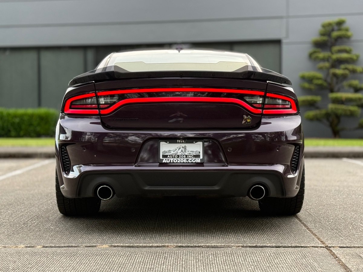 Used 2022 Dodge Charger Scat Pack RWD image 4