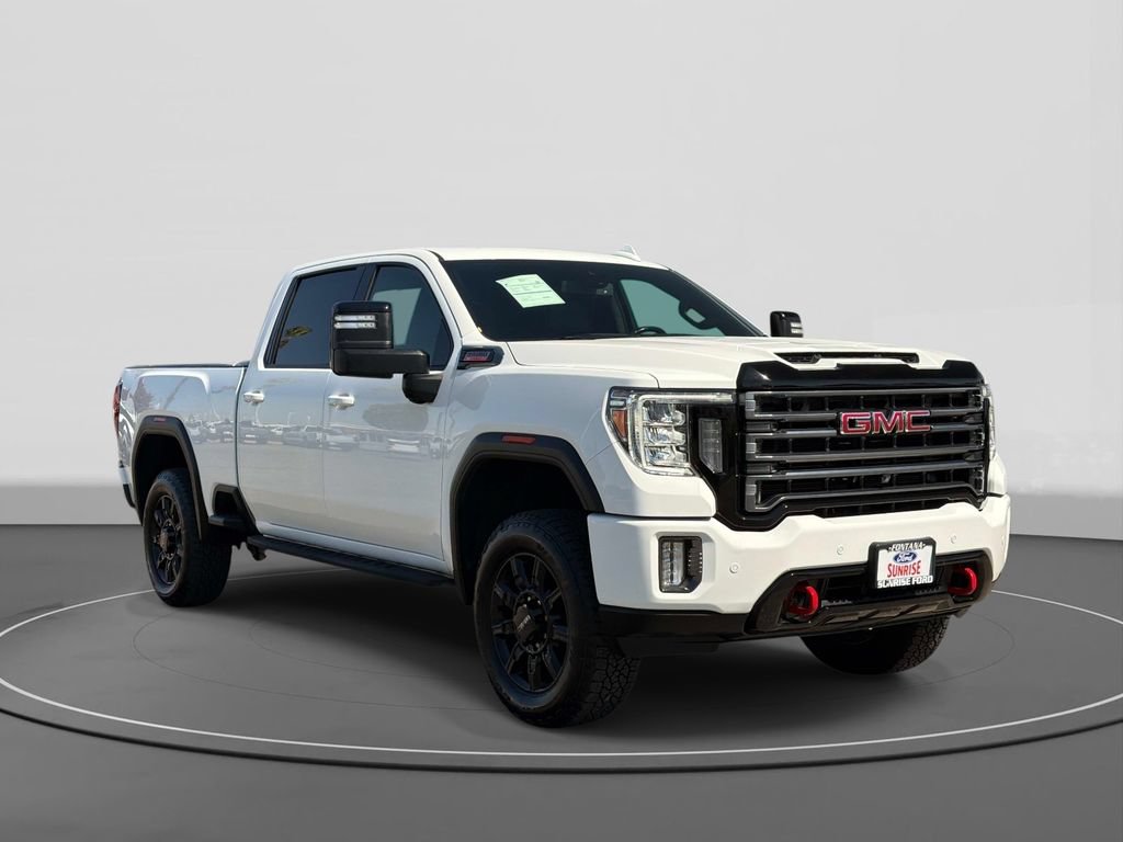 Used 2022 GMC Sierra 2500 AT4 w/ AT4 Preferred Package AWD/4WD image 4
