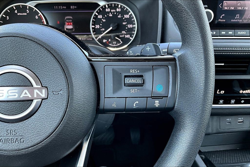 Used 2023 Nissan Rogue SV image 24