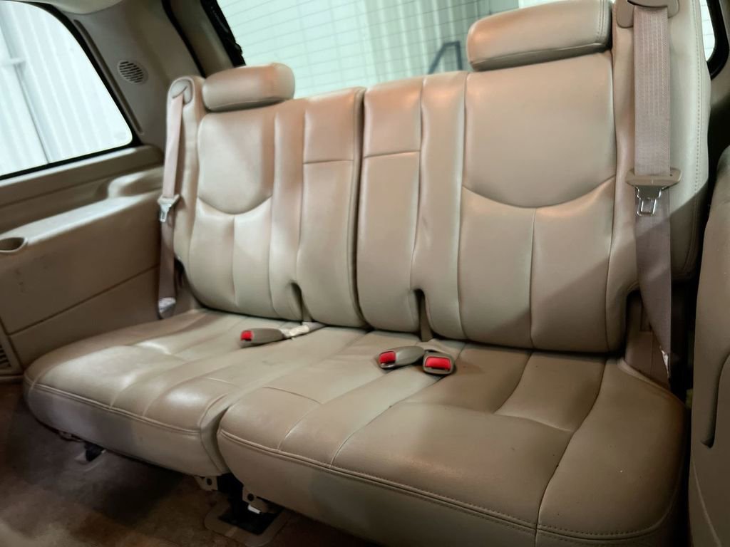 Used 2004 GMC Yukon SLT w/ 1SD Preferred Equipment Group image 22