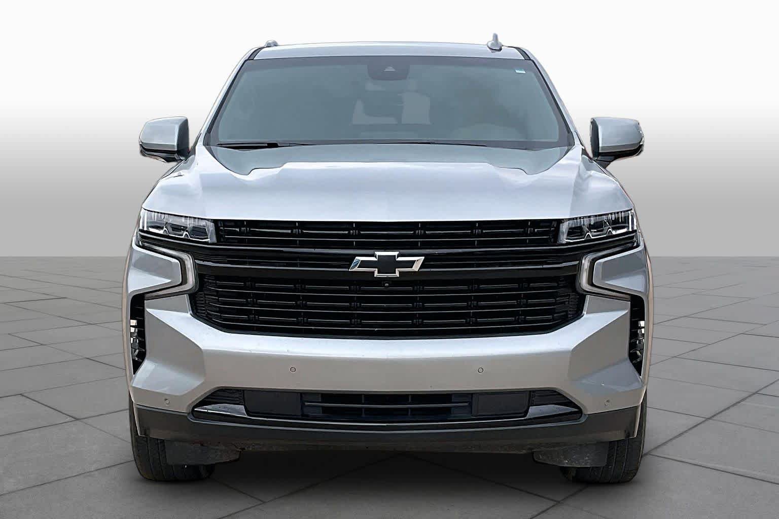 Used 2024 Chevrolet Tahoe RST w/ Luxury Package AWD/4WD image 3