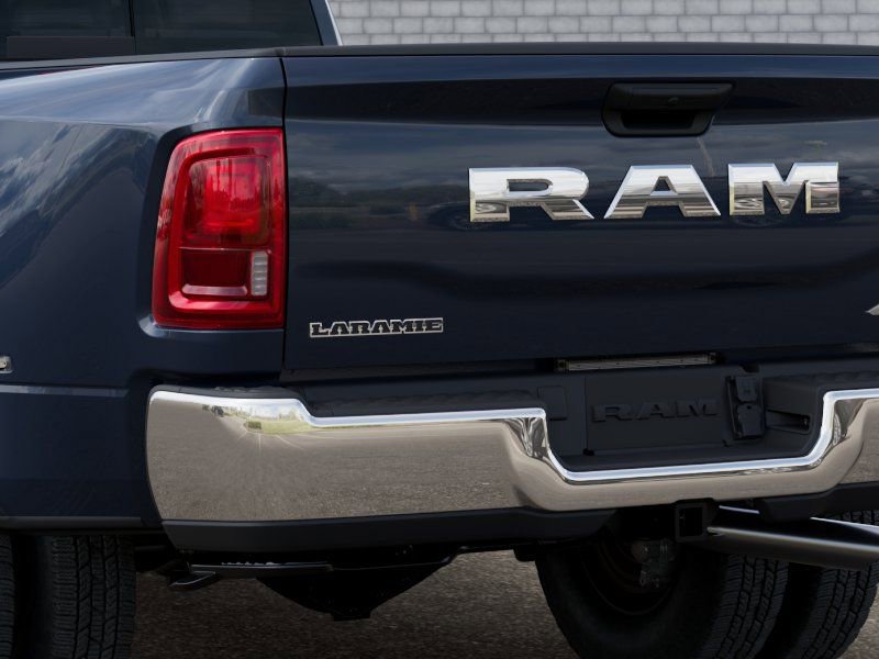 New 2026 RAM 3500 Laramie AWD/4WD image 13
