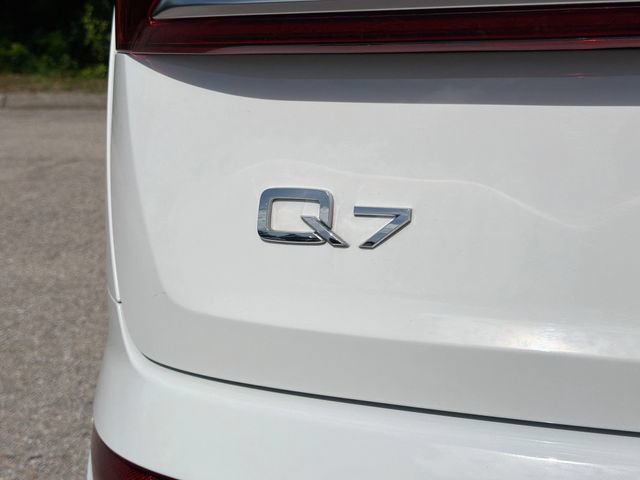 Used 2022 Audi Q7 2.0T Premium w/ Convenience Package AWD/4WD image 47
