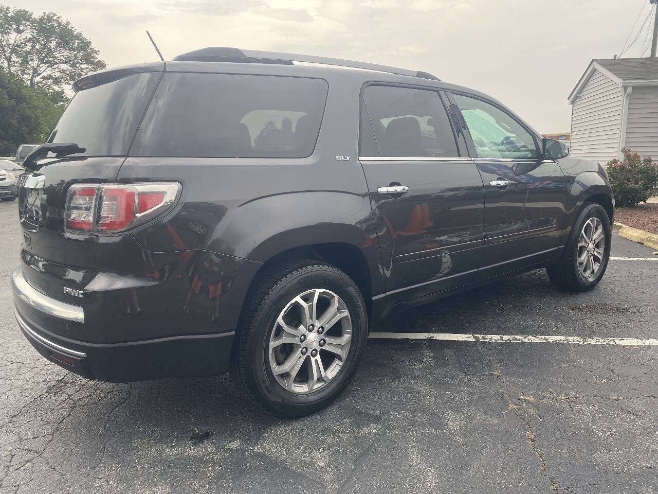 Used 2015 GMC Acadia SLT AWD/4WD image 8