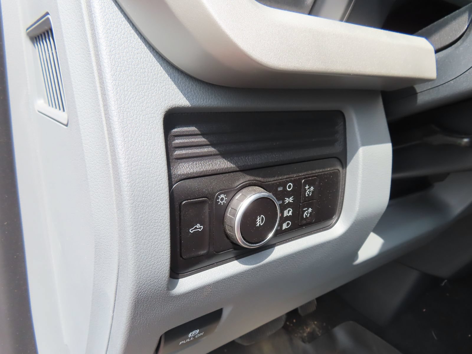 Used 2026 Ford F250 XL w/ STX Appearance Package AWD/4WD image 16