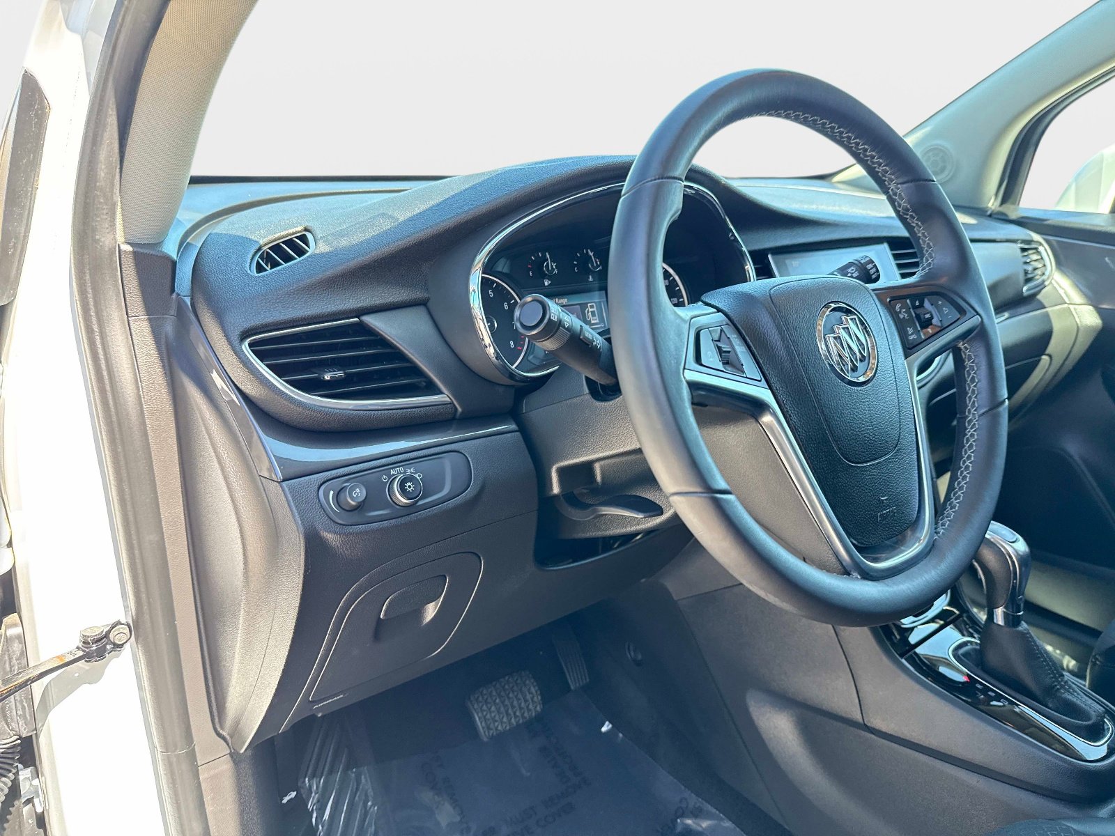 Used 2019 Buick Encore Preferred w/ Safety Package image 20