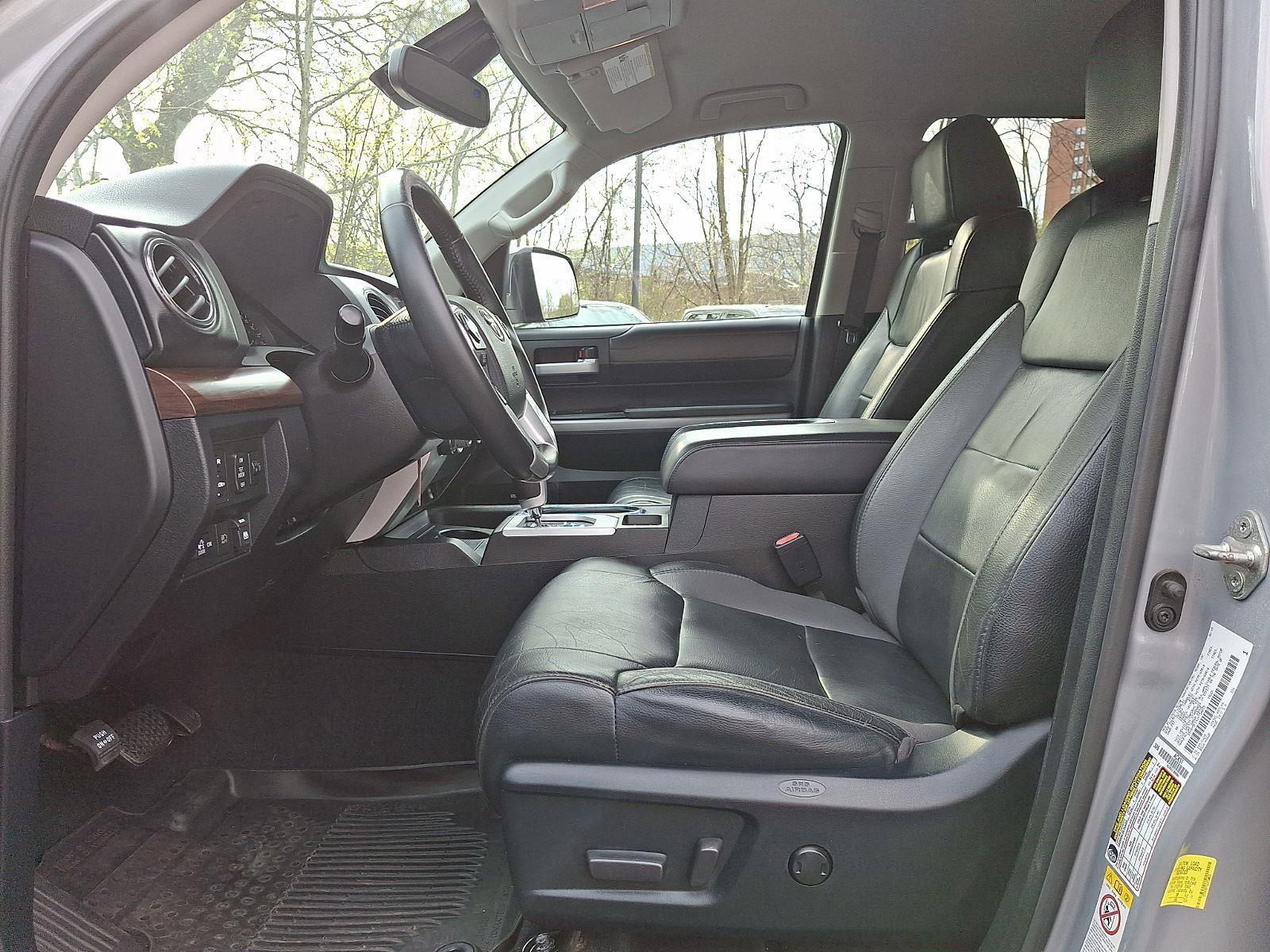 Used 2018 Toyota Tundra Limited w/ Limited Premium Package AWD/4WD image 12