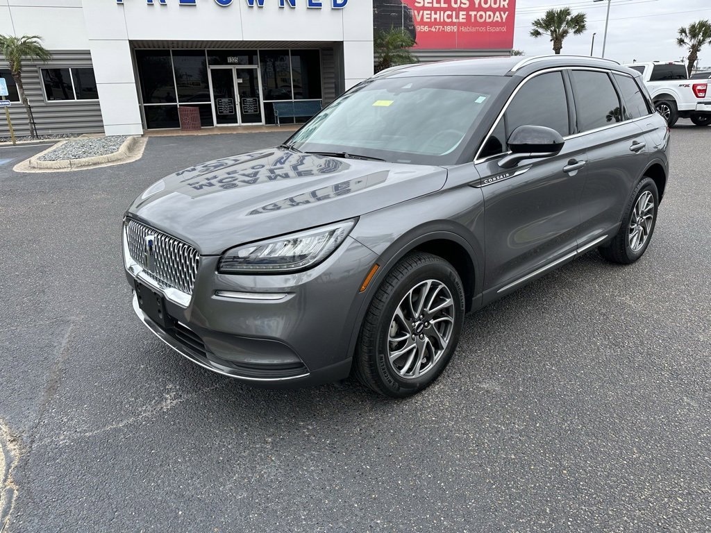 Used 2022 Lincoln Corsair FWD image 2