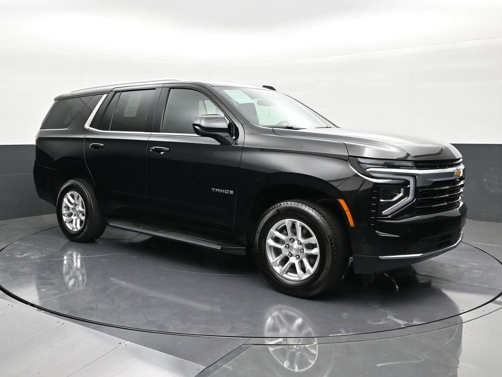 Used 2025 Chevrolet Tahoe LS RWD image 7