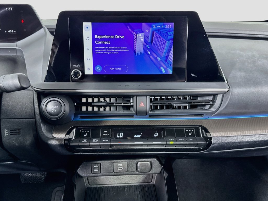 Used 2024 Toyota Prius XLE FWD image 14