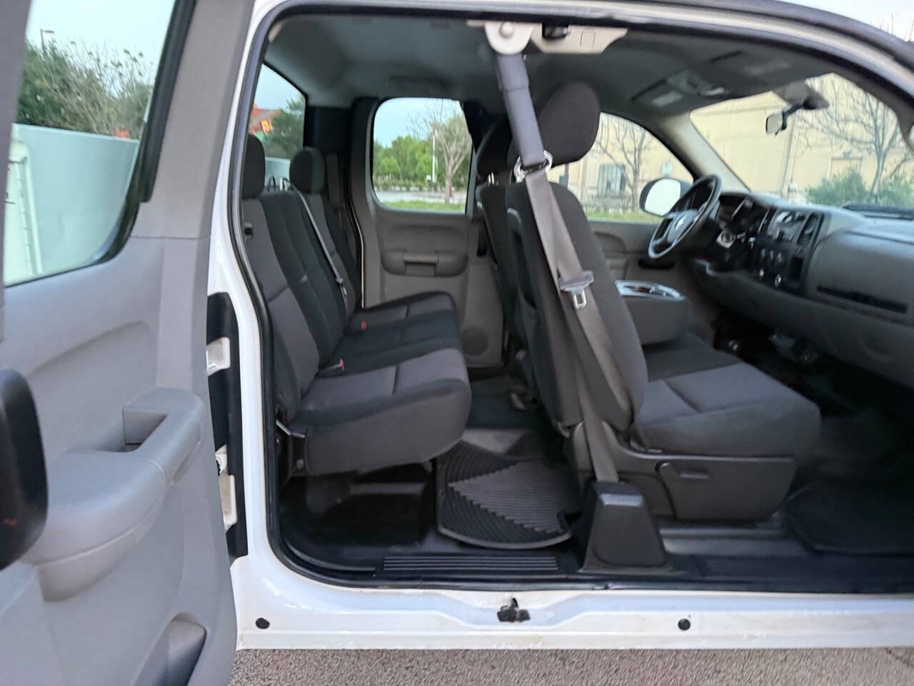 Used 2010 Chevrolet Silverado 3500 W/T w/ Snow Plow Prep Package image 33