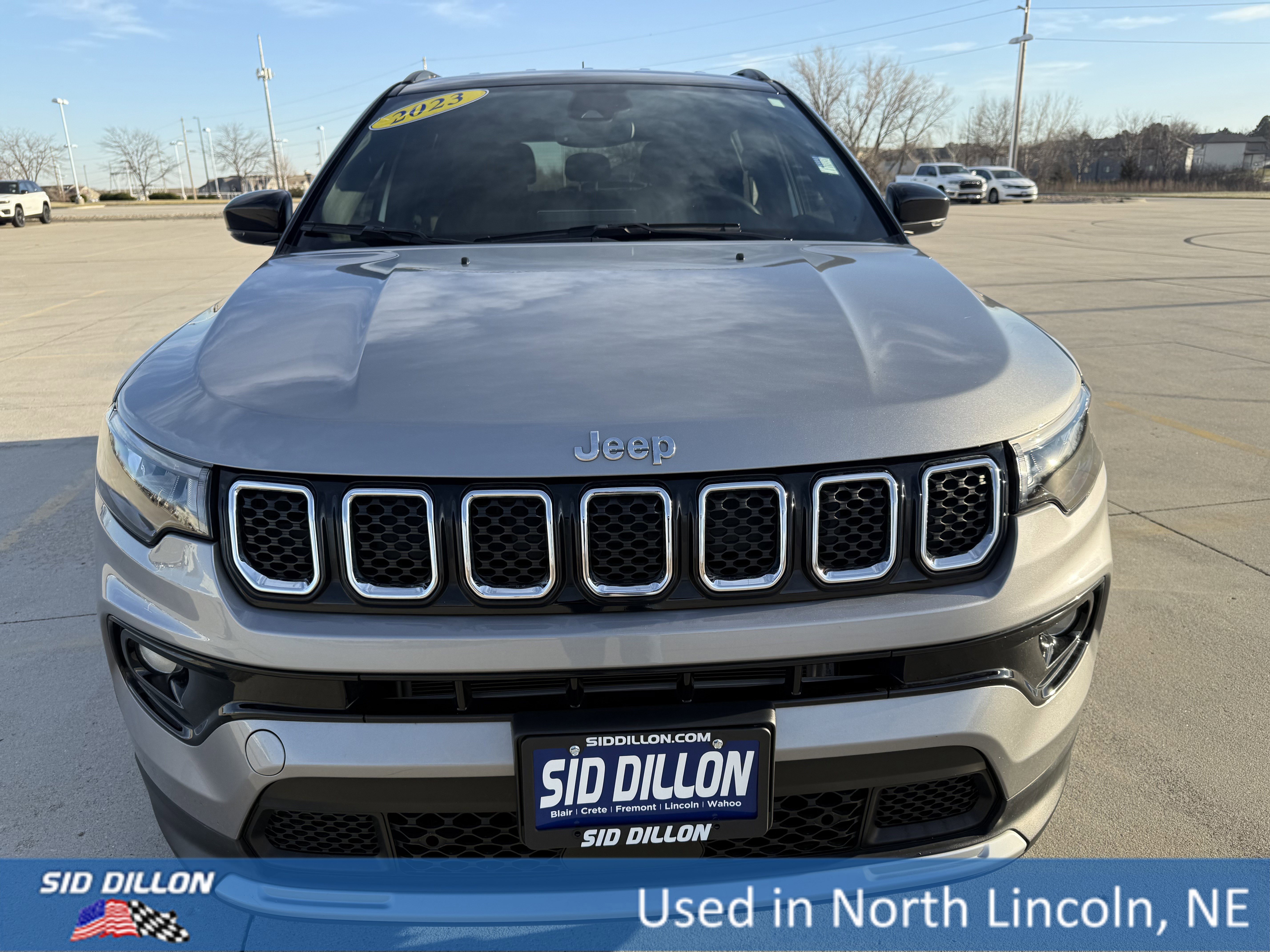 Used 2023 Jeep Compass Limited image 3